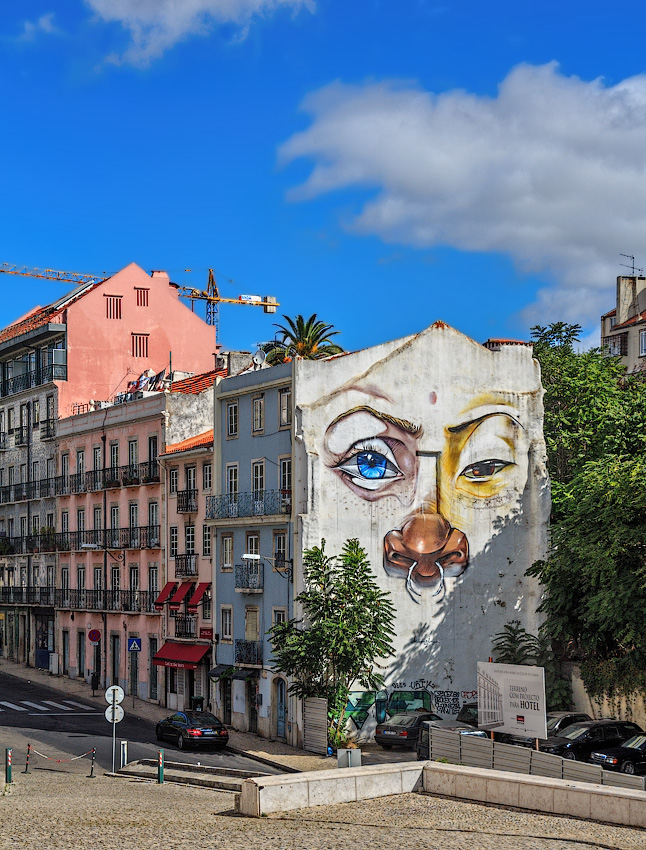 Эти глаза напротив...