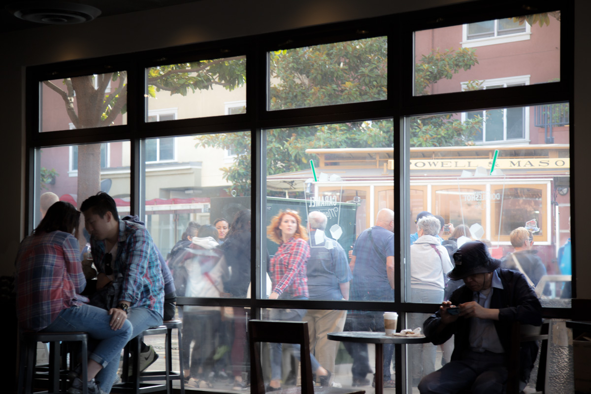 Сквозь стекло