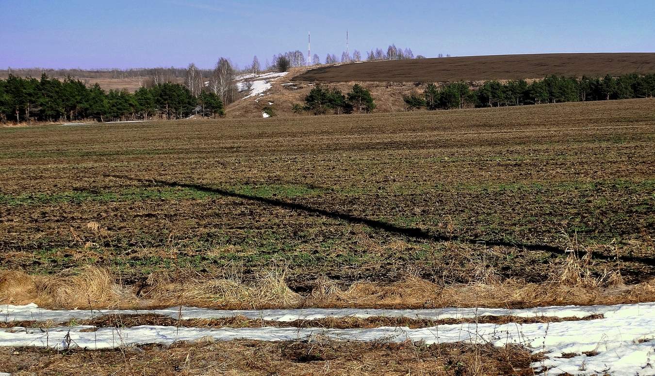 Ещё в полях белеет снег