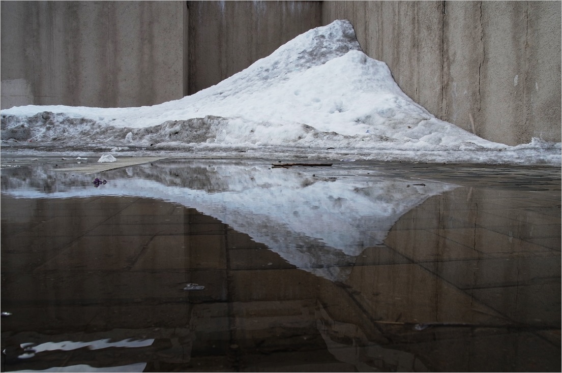 парня в горы тяни