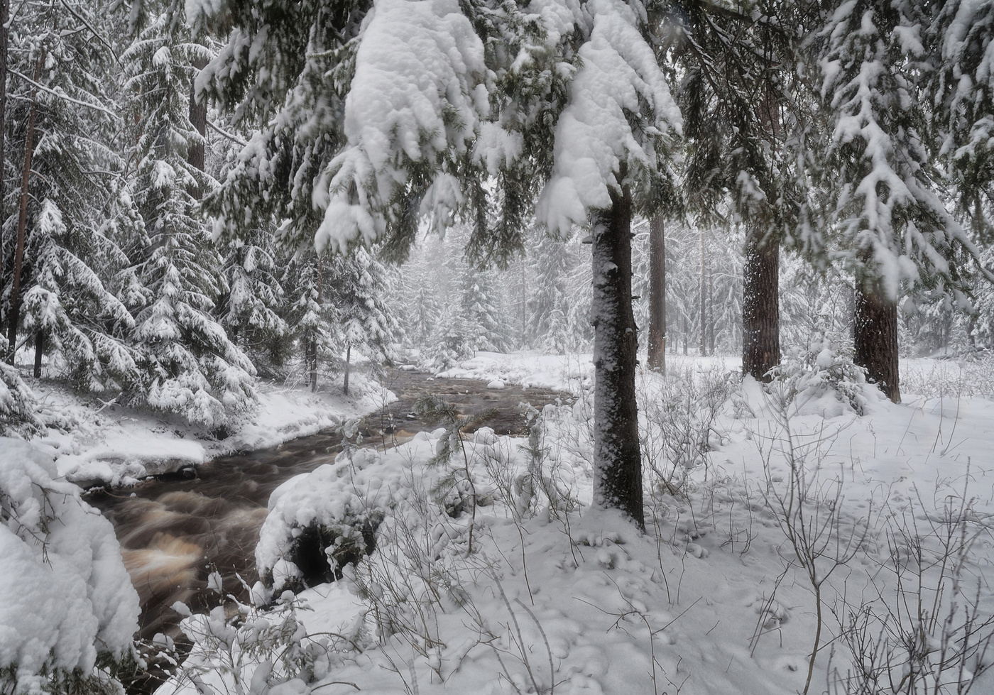 Весенний снегопад