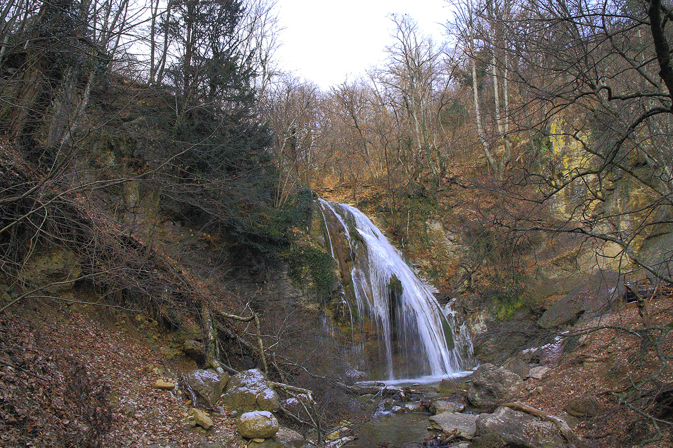 Водопад Джур-Джур