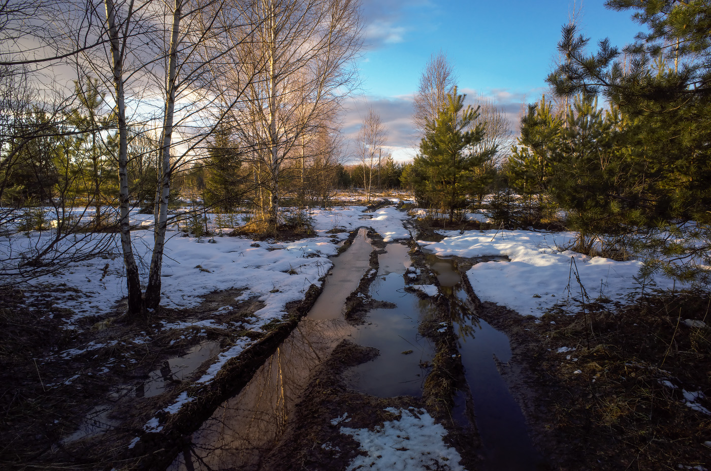 мартовским вечаром