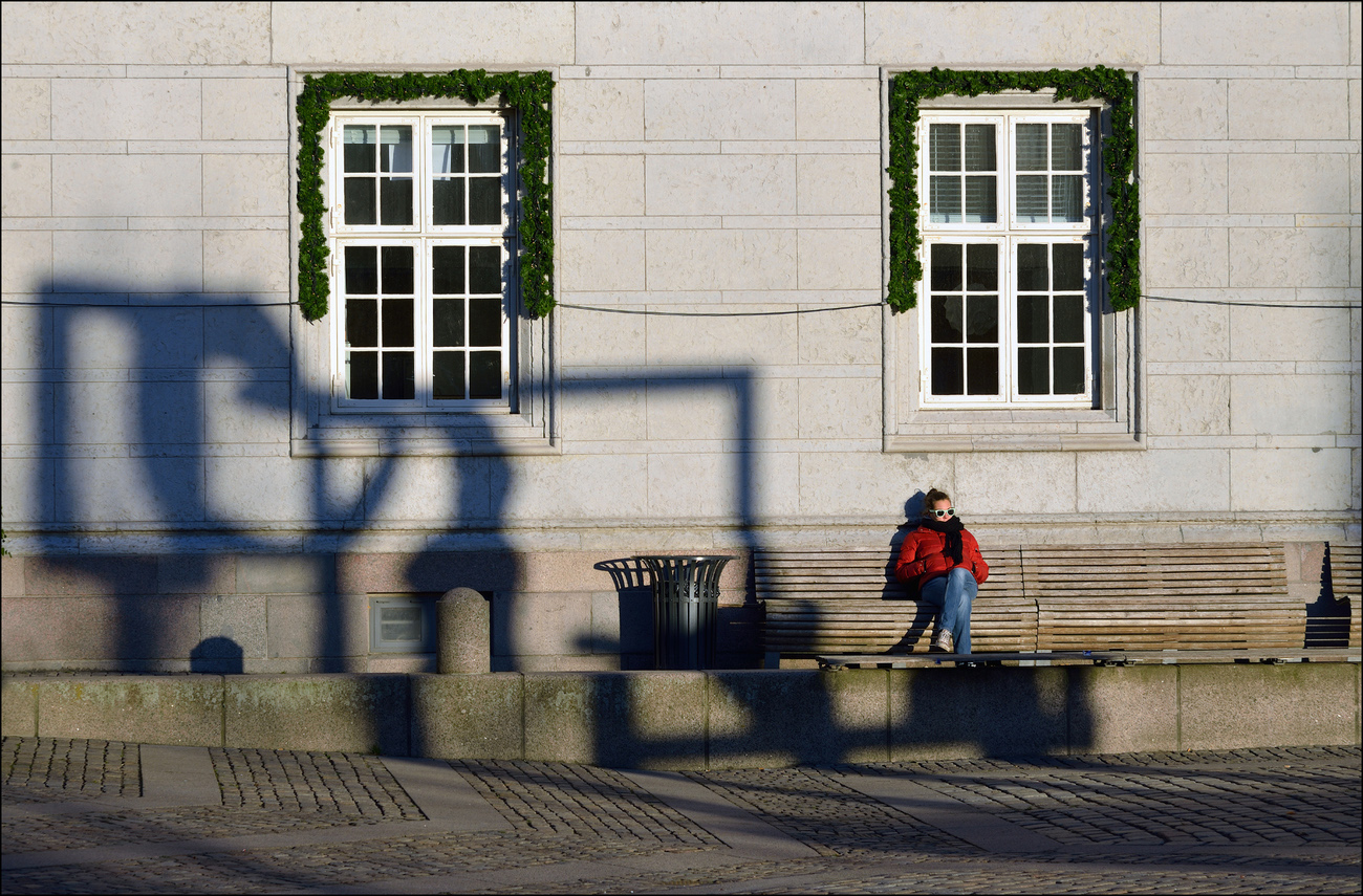 Низкое вечернее солнце