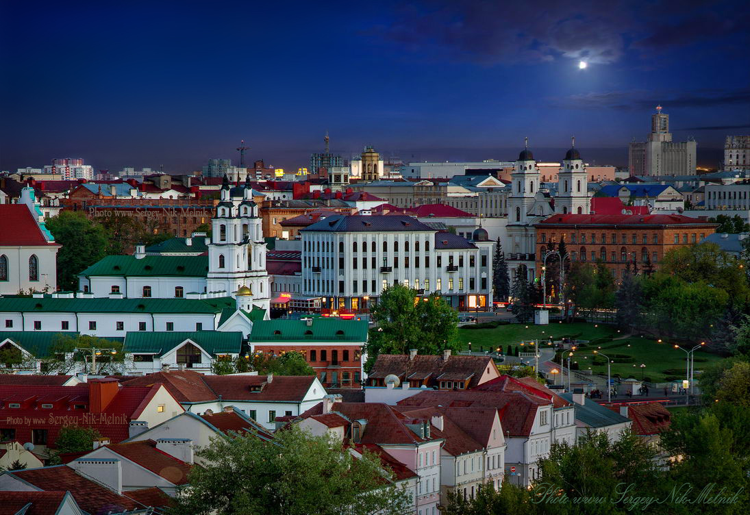 Лунная соната над городом