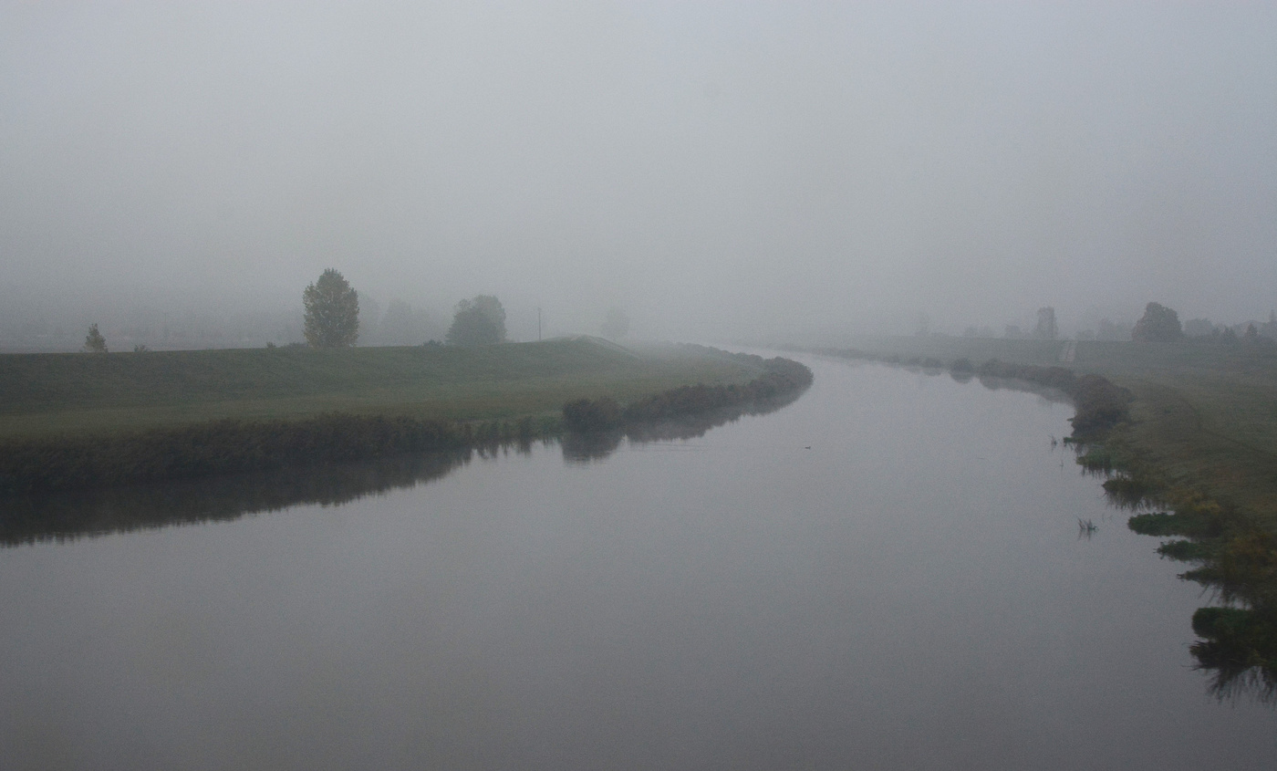 Октябрь. Начало серого дня ...