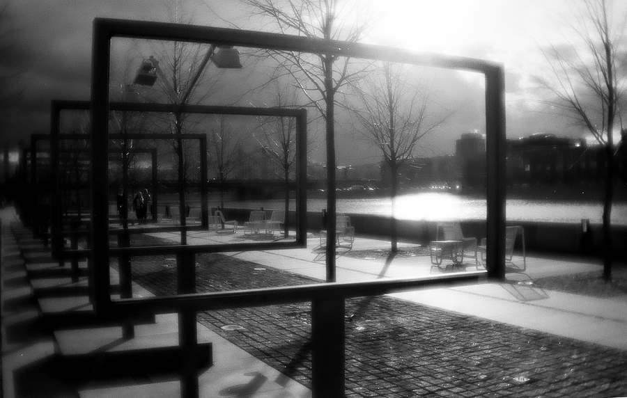 Перспективная пятница, монокль