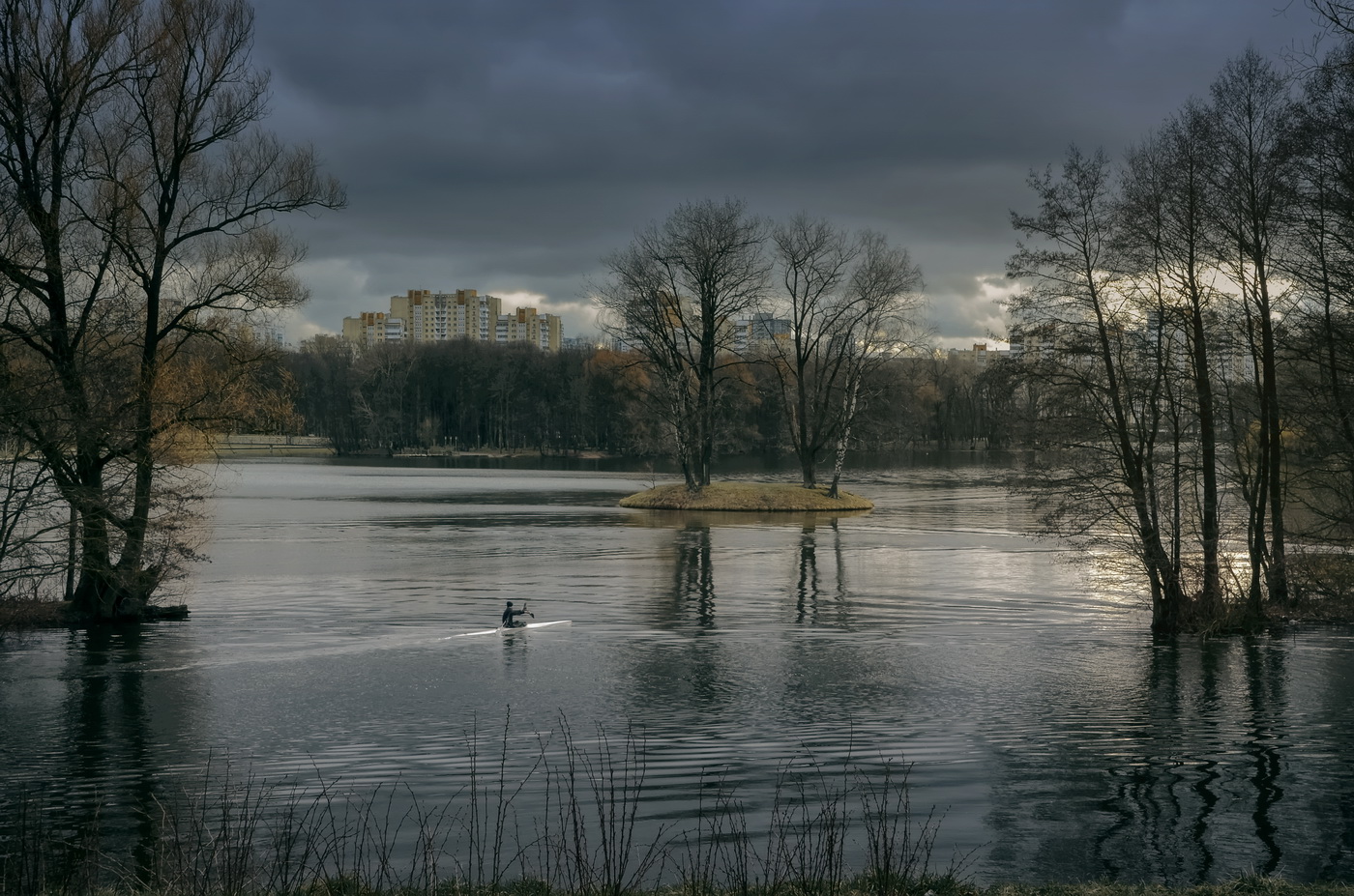 Весенним вечером