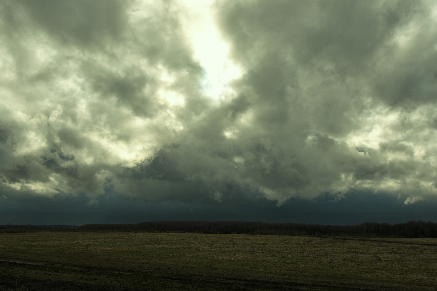 Гроза идет ...