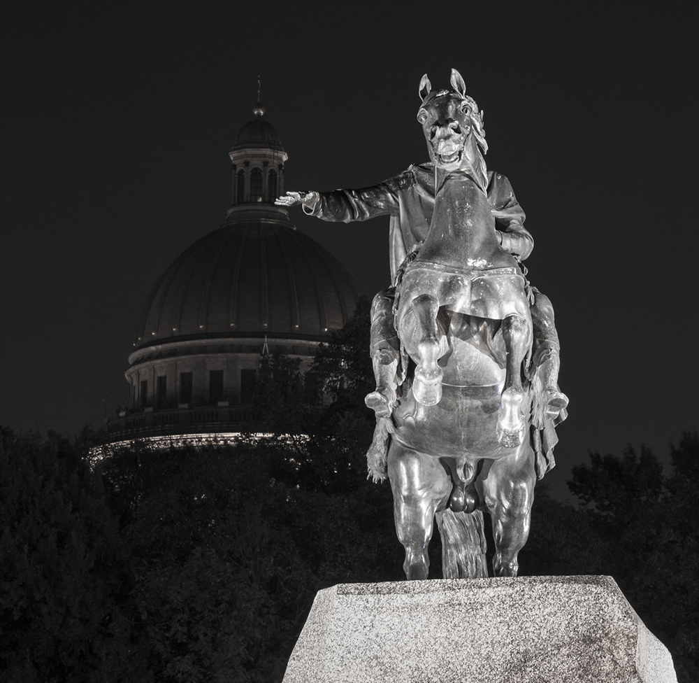 С улыбкой по Питеру