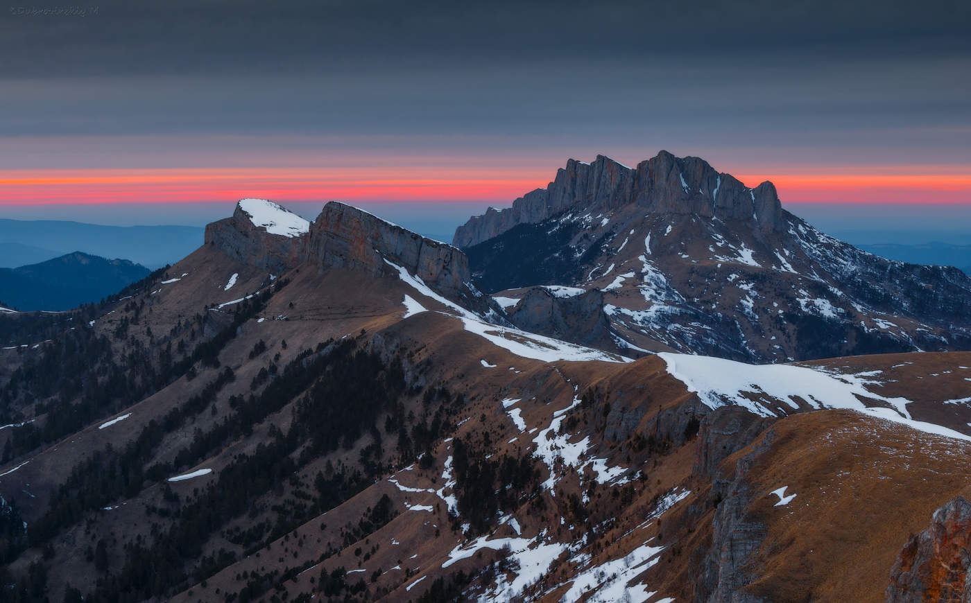 Тонкая красная линия