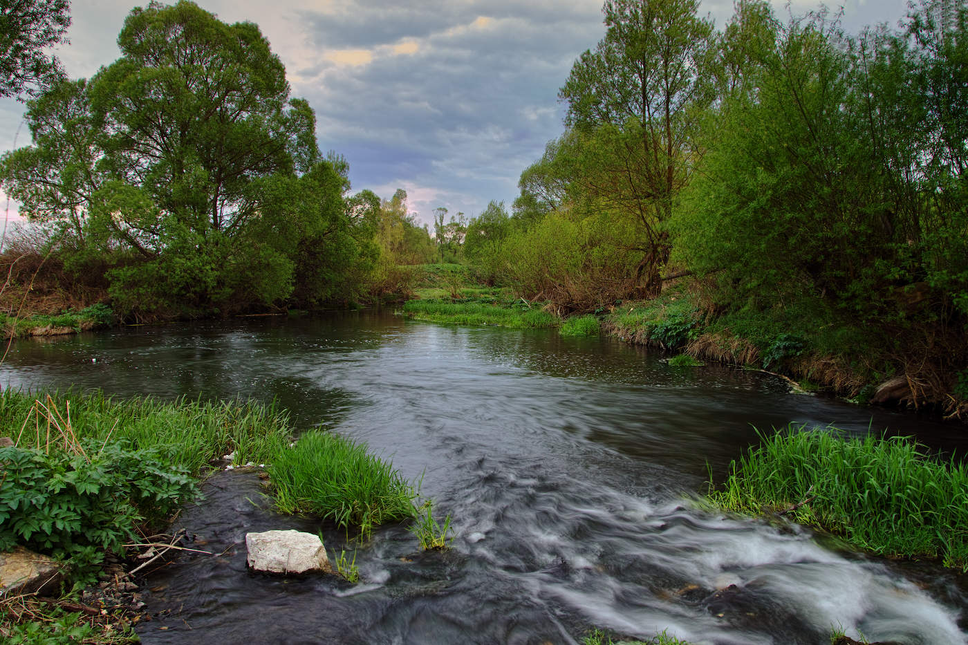 Вечером на реке