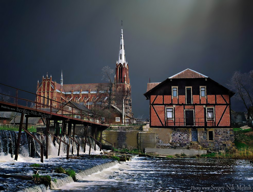 Церковная мельница у костела