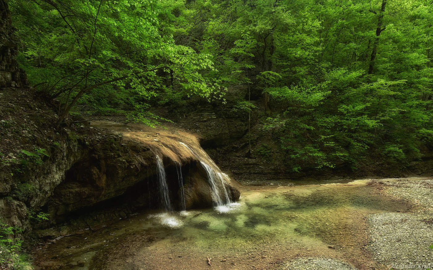 Где-то в майских предгорьях...