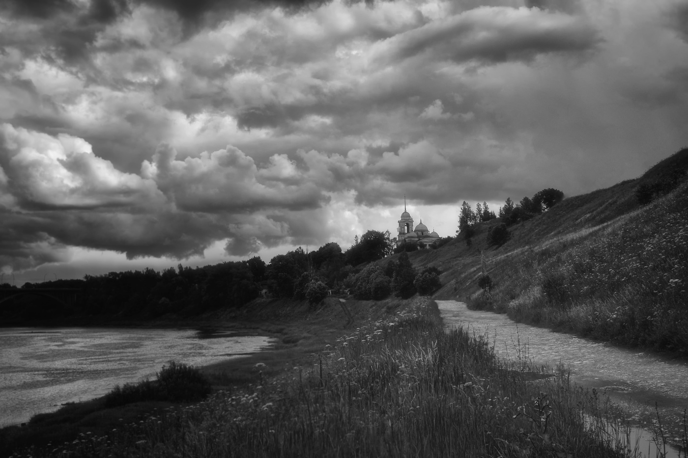 Свято-Успенский монастырь