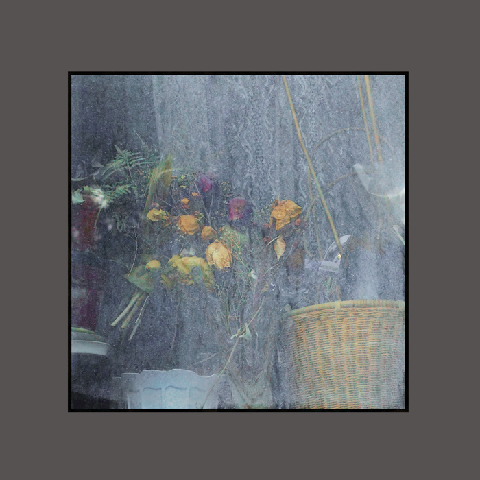 Увяли розы...