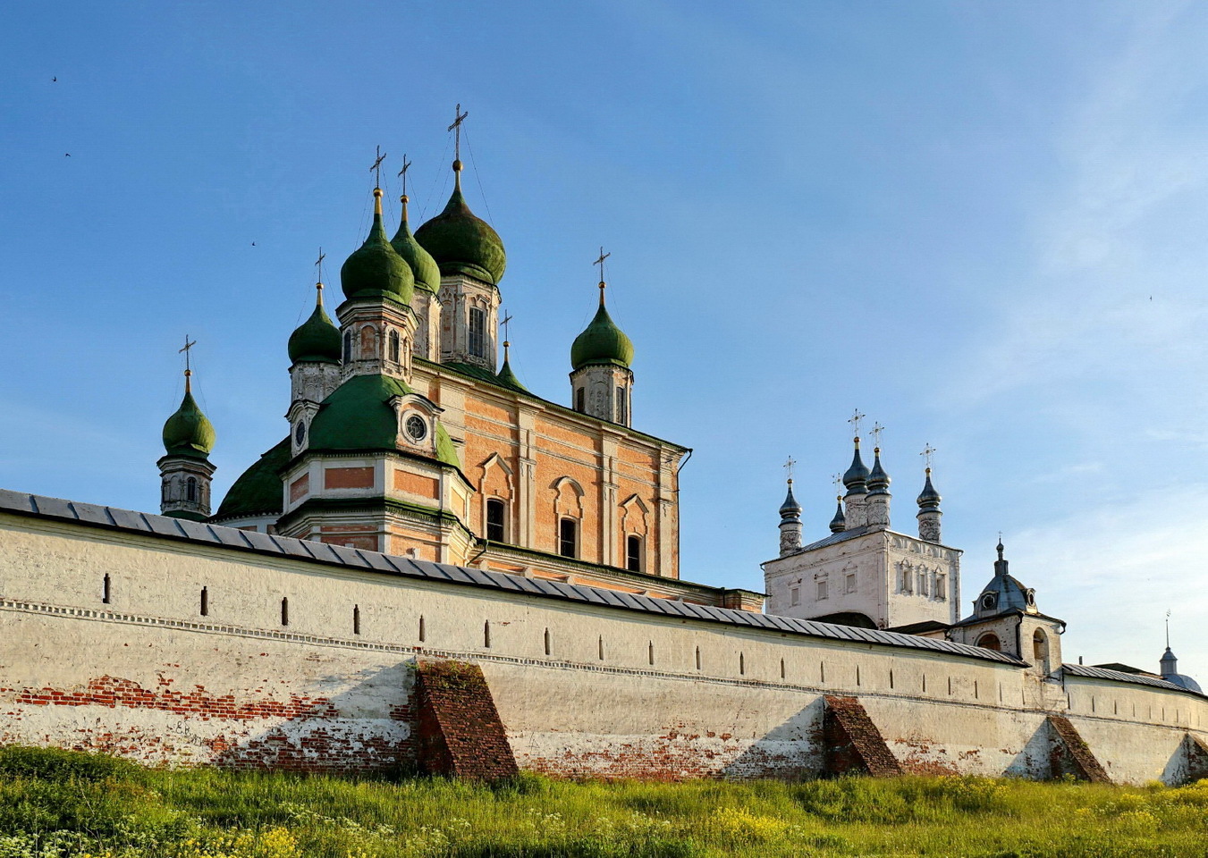 (Горицкий Успенский монастырь в Переславле-Залесском)