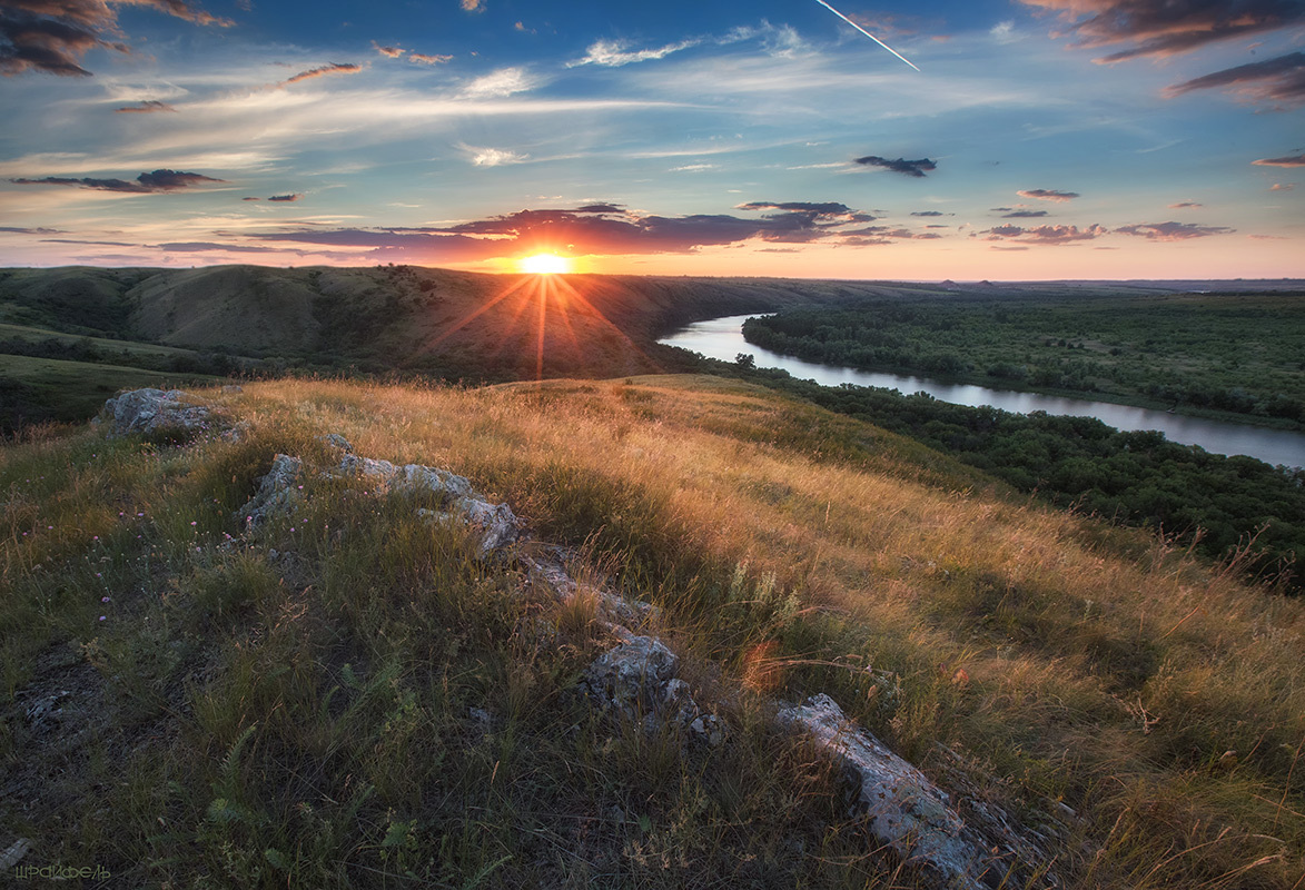 Закат у поселка Васильевка