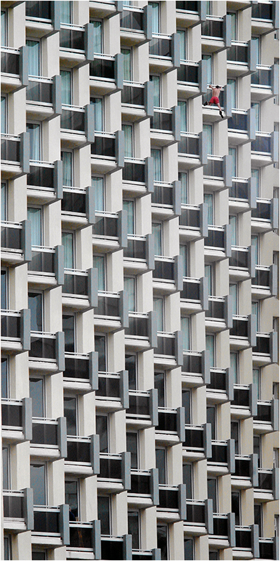 Внёс асимметрию...