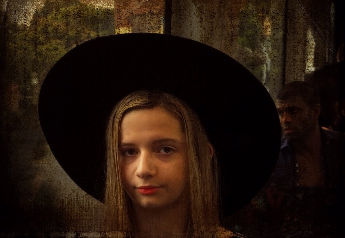 Девушки бывают разные