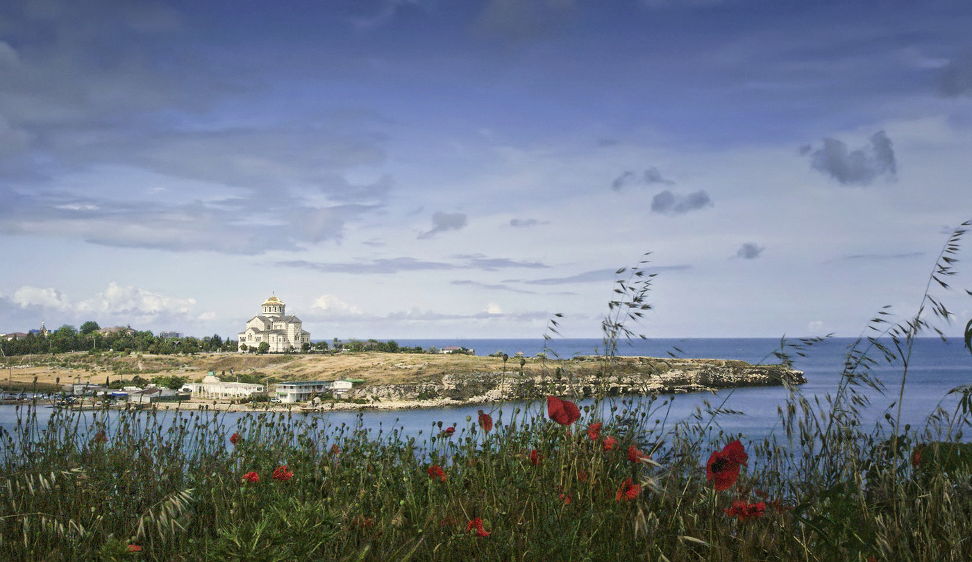 Май, маки, Херсонес