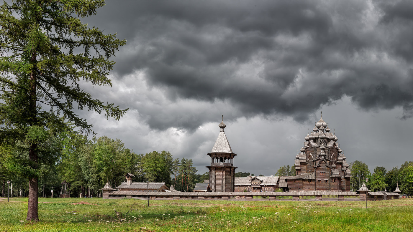 Церковь Покрова Пресвятой Богородицы....