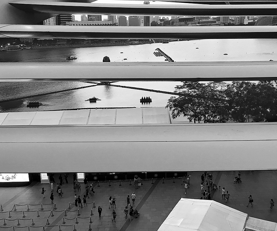 На разных уровнях