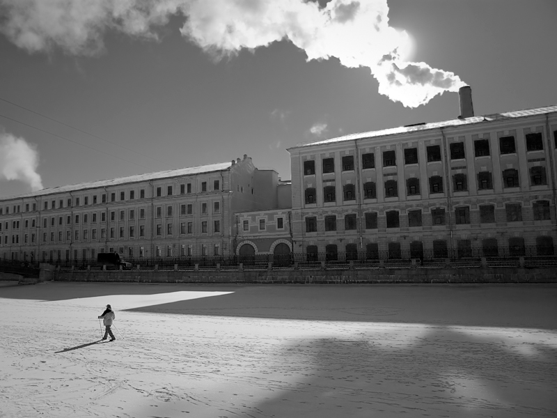 Как провожают пароходы..