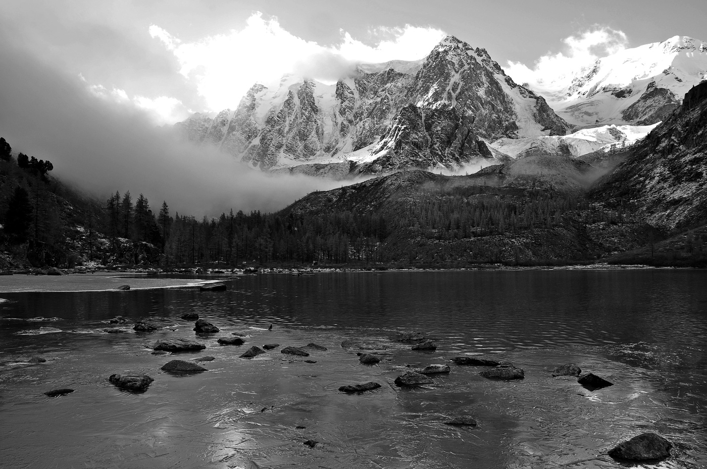 Морозное,туманное утро на Шавлинском озере