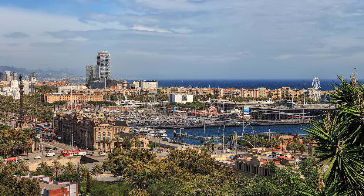 Тучи сгущаются