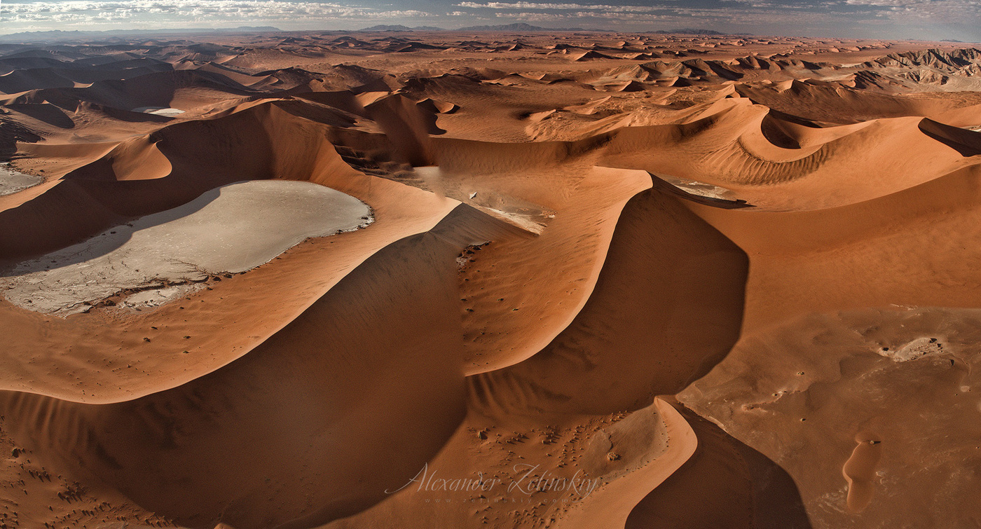 Над песками Намиба