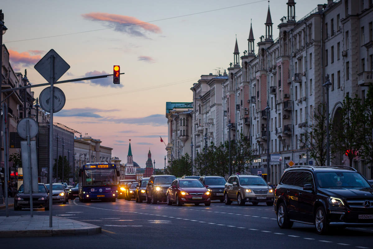 Тверская. Вечер.