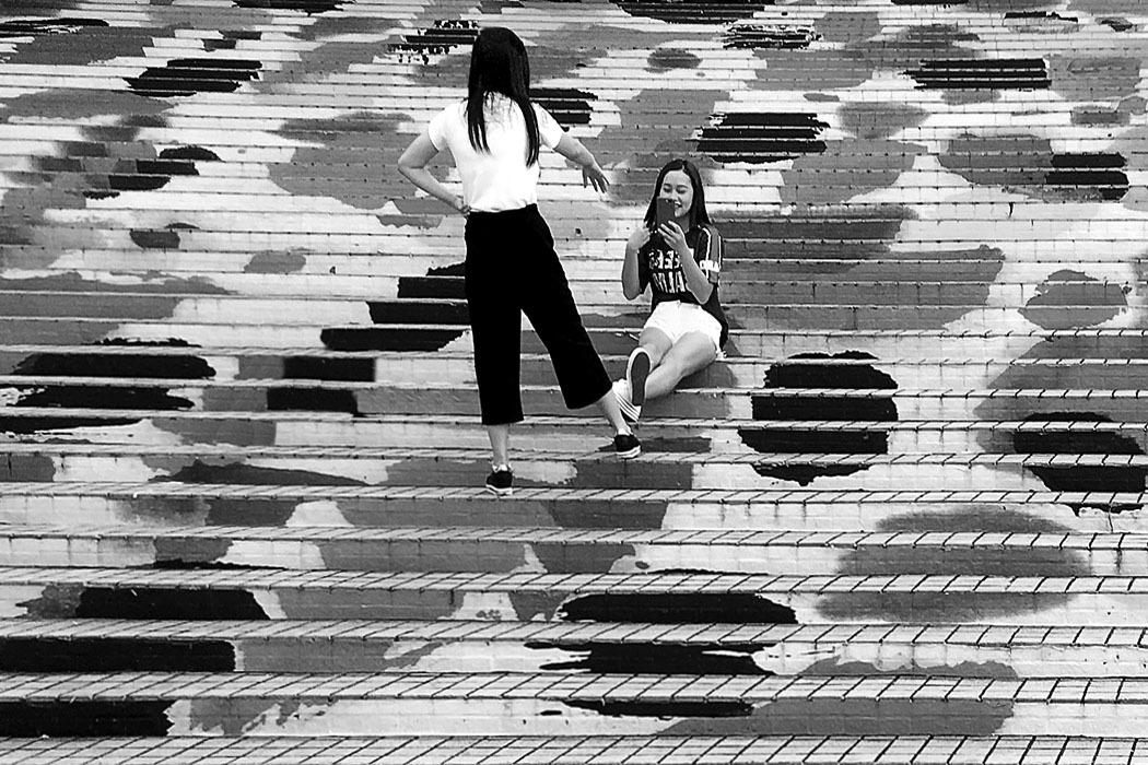 На лестнице