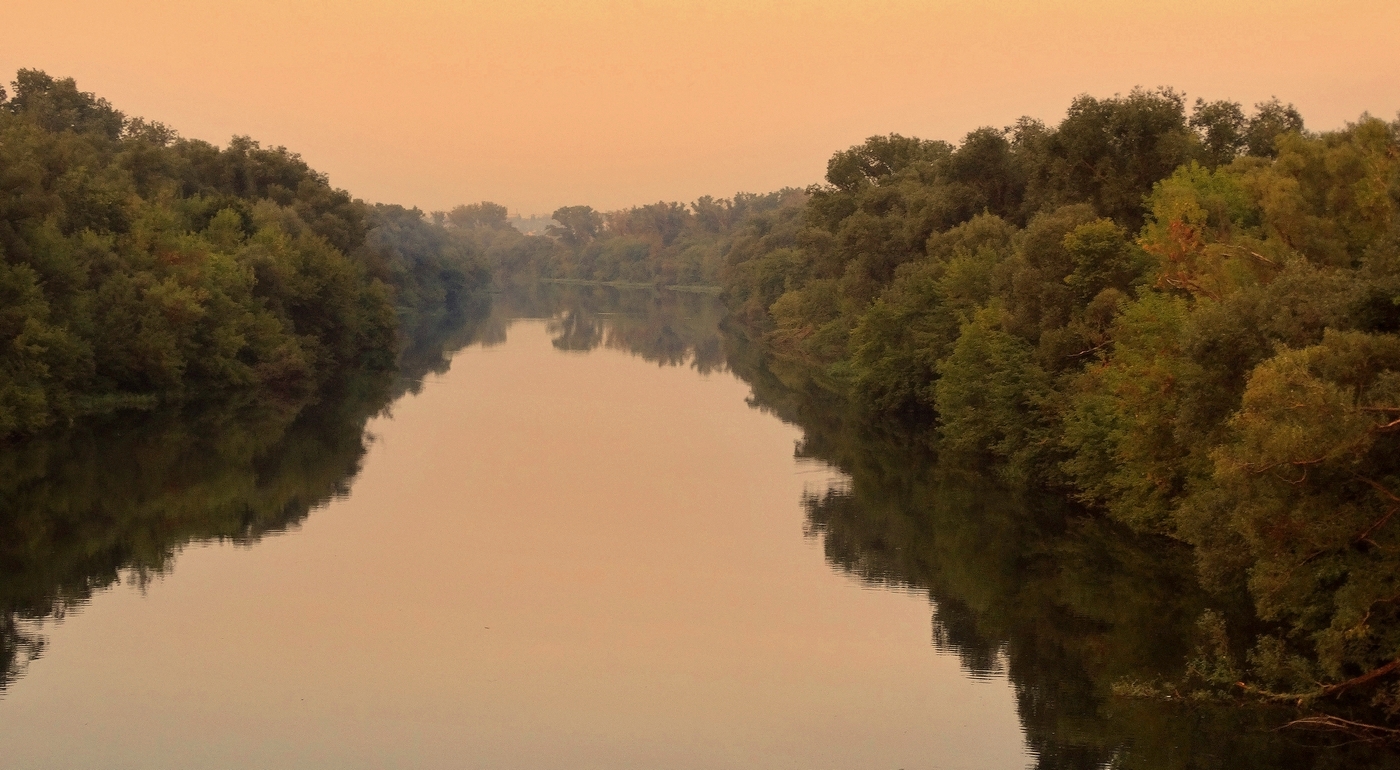 Сентябрьский вечер на реке
