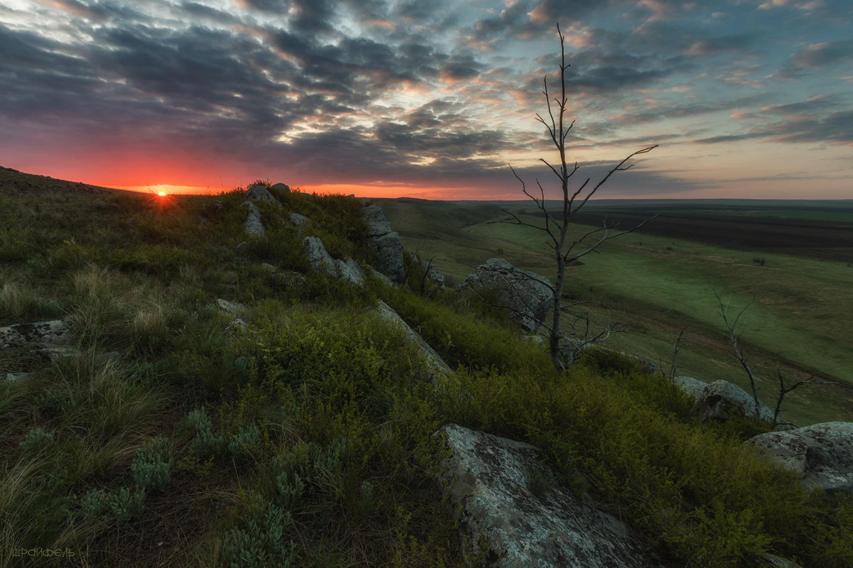 Восход в конце апреля