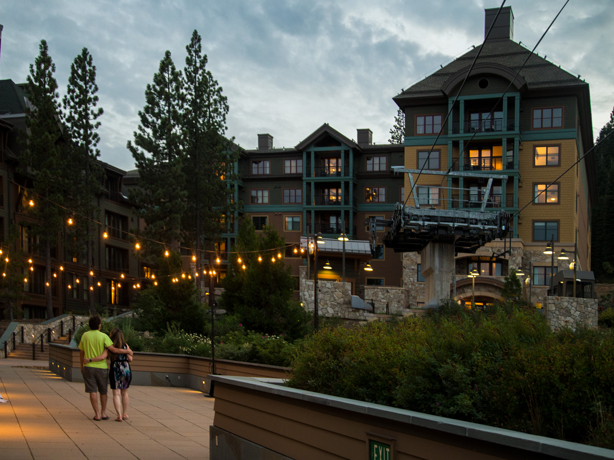 Вечерняя прогулка