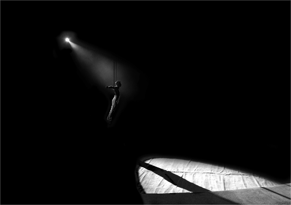 Воздушный гимнаст.