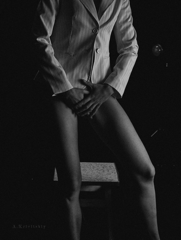 Semantic fragmentation undermines the traditional integrity of the work. Смысловая фрагментарность п