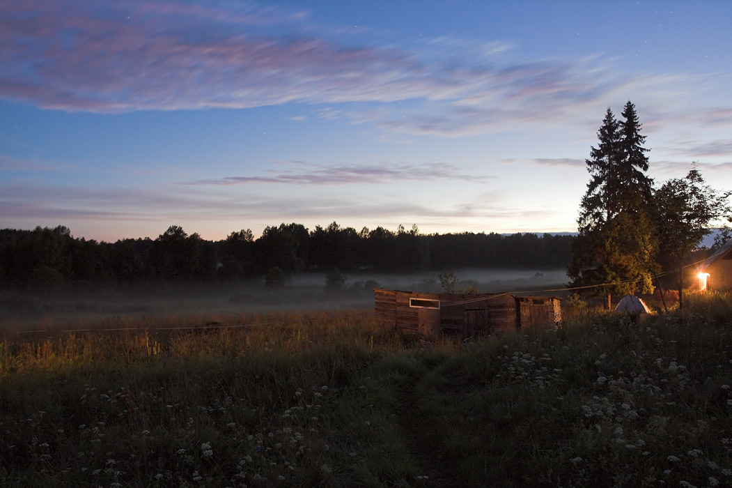 уж близилась полночь