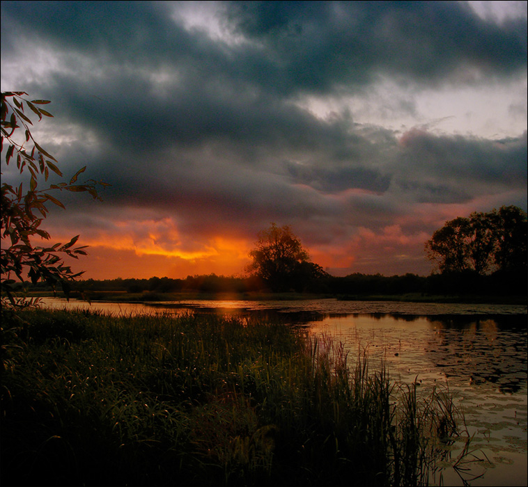 Теплый вечер