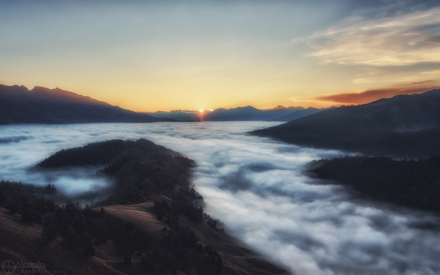 Первые мгновения нового дня...