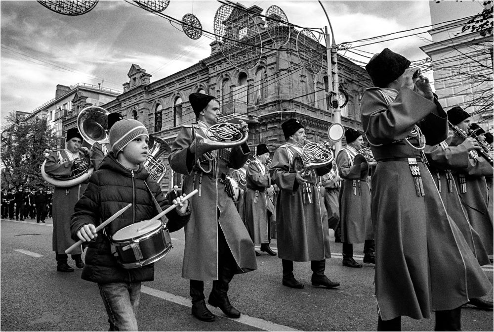 Юный барабанщик...