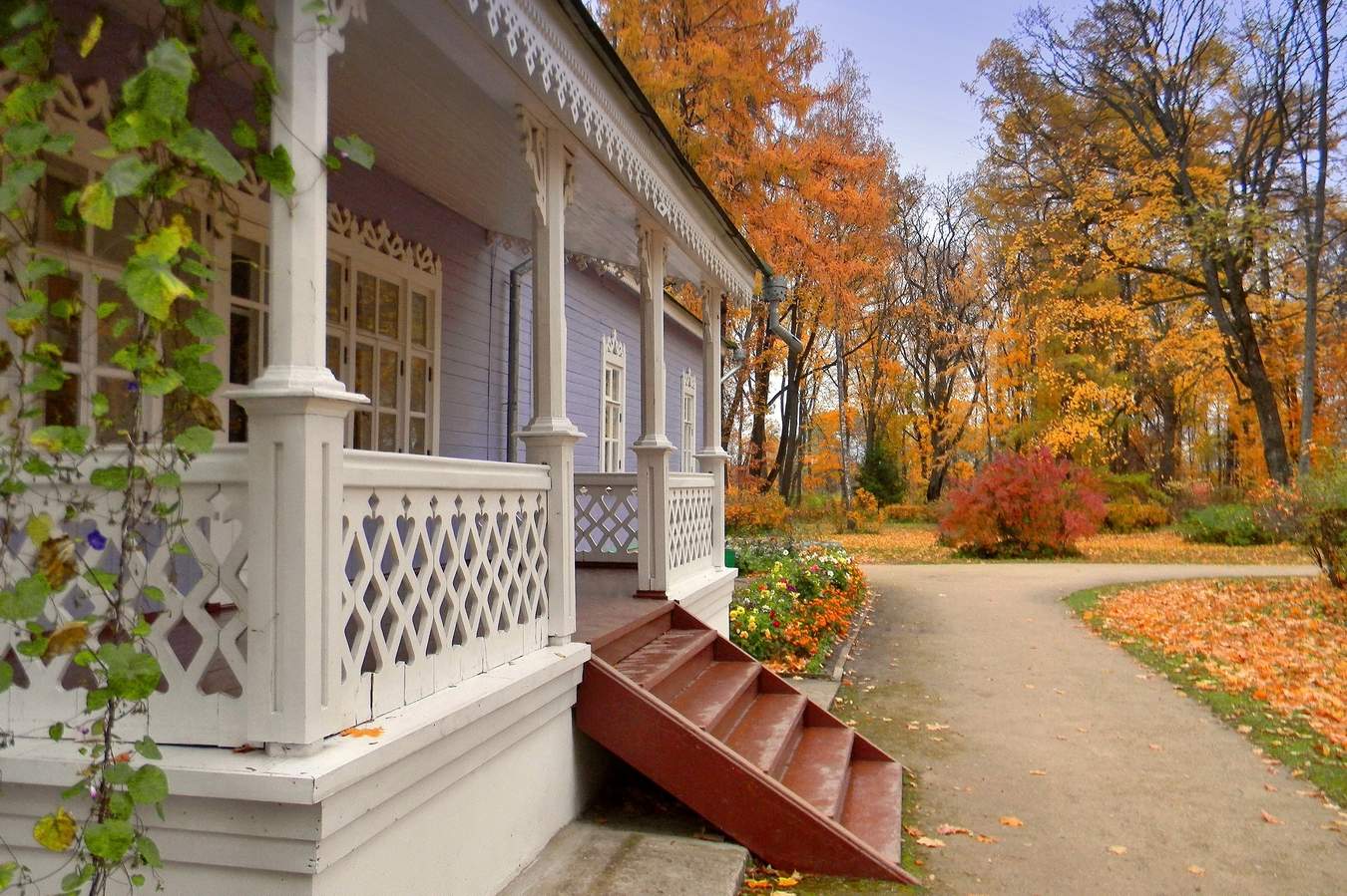 Усадьба Тургенева осенью