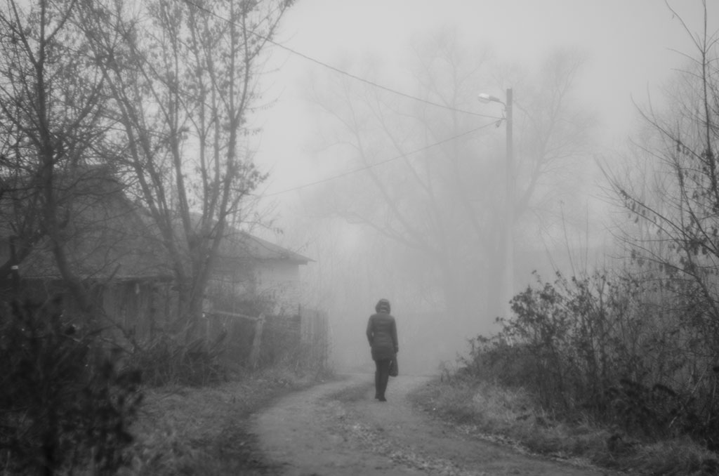 Там за туманами