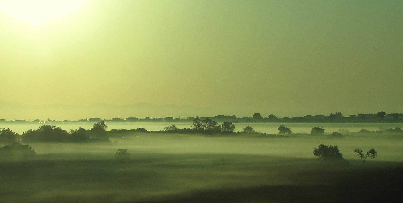 Там за туманами