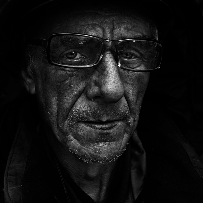 в тени прожитых надежд