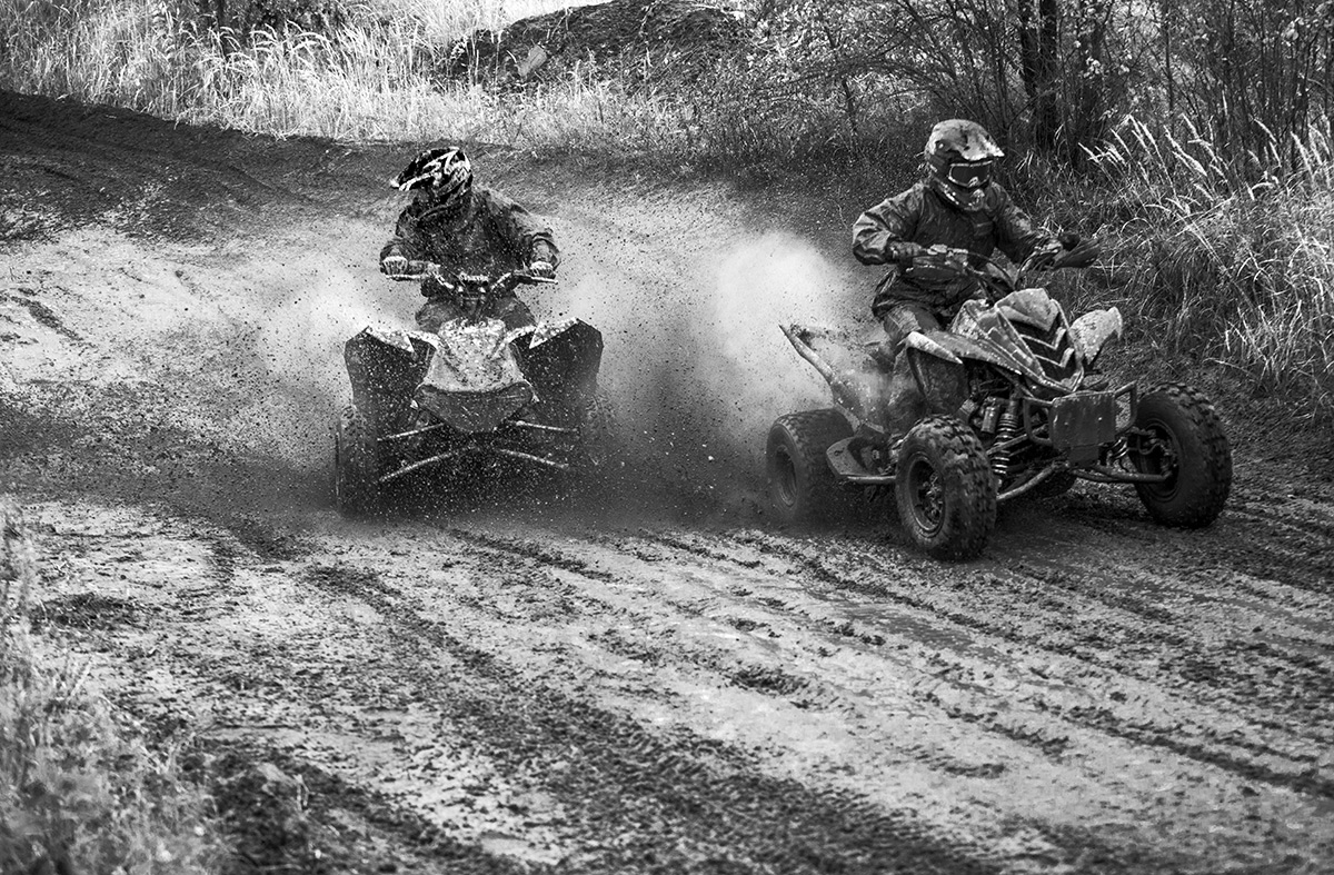 Осенний мотокросс...