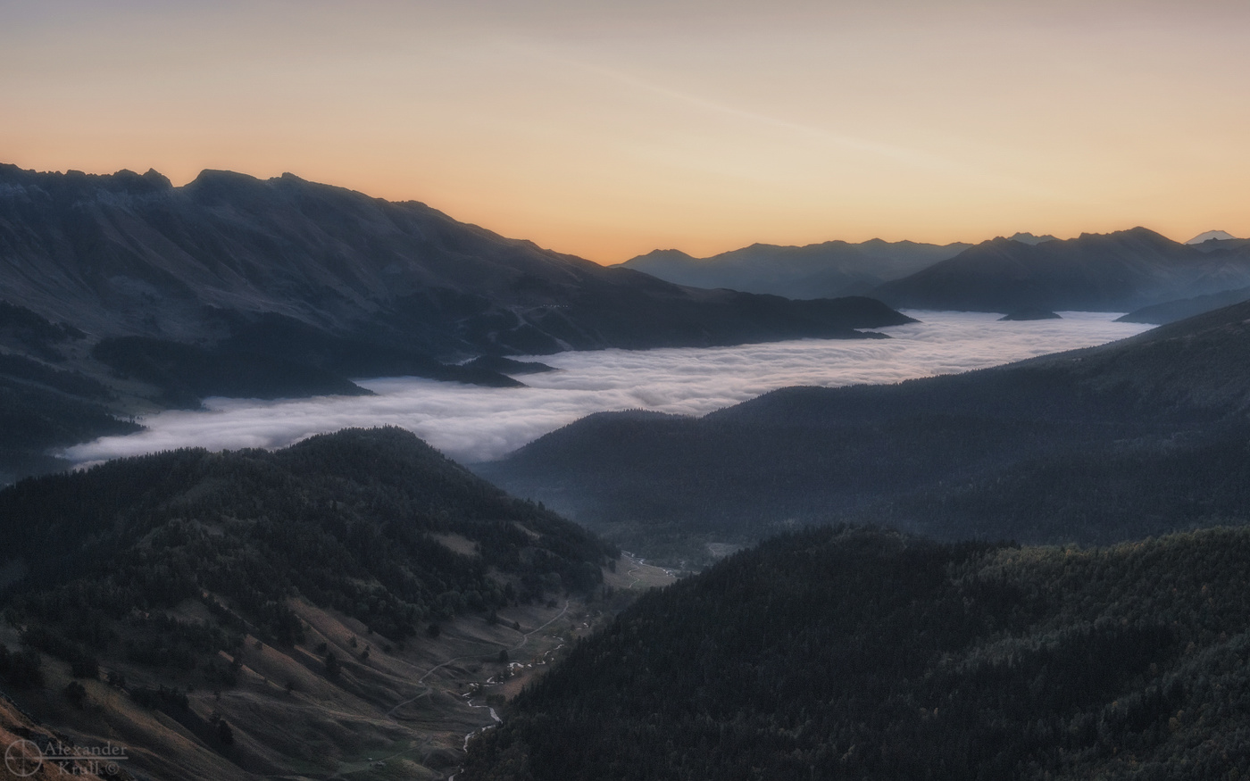 Скоро восход...