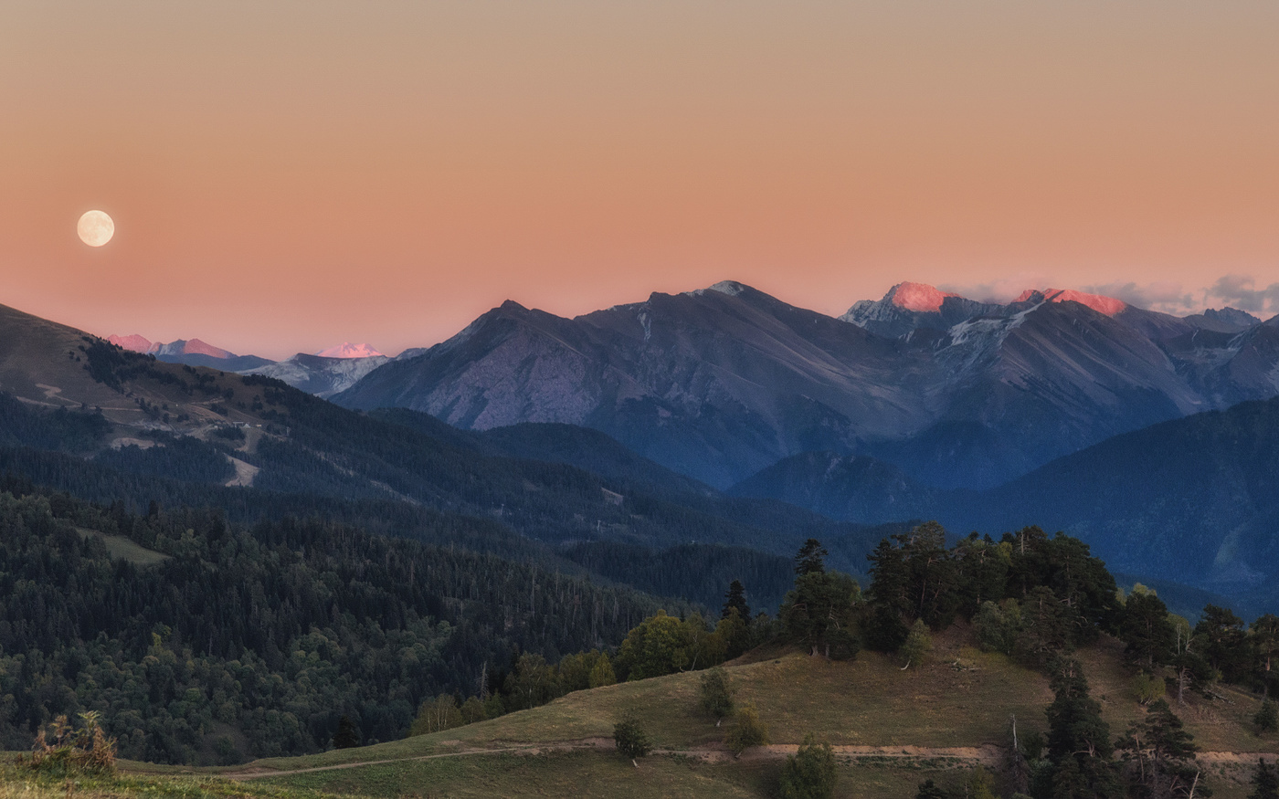 Восход на закате...