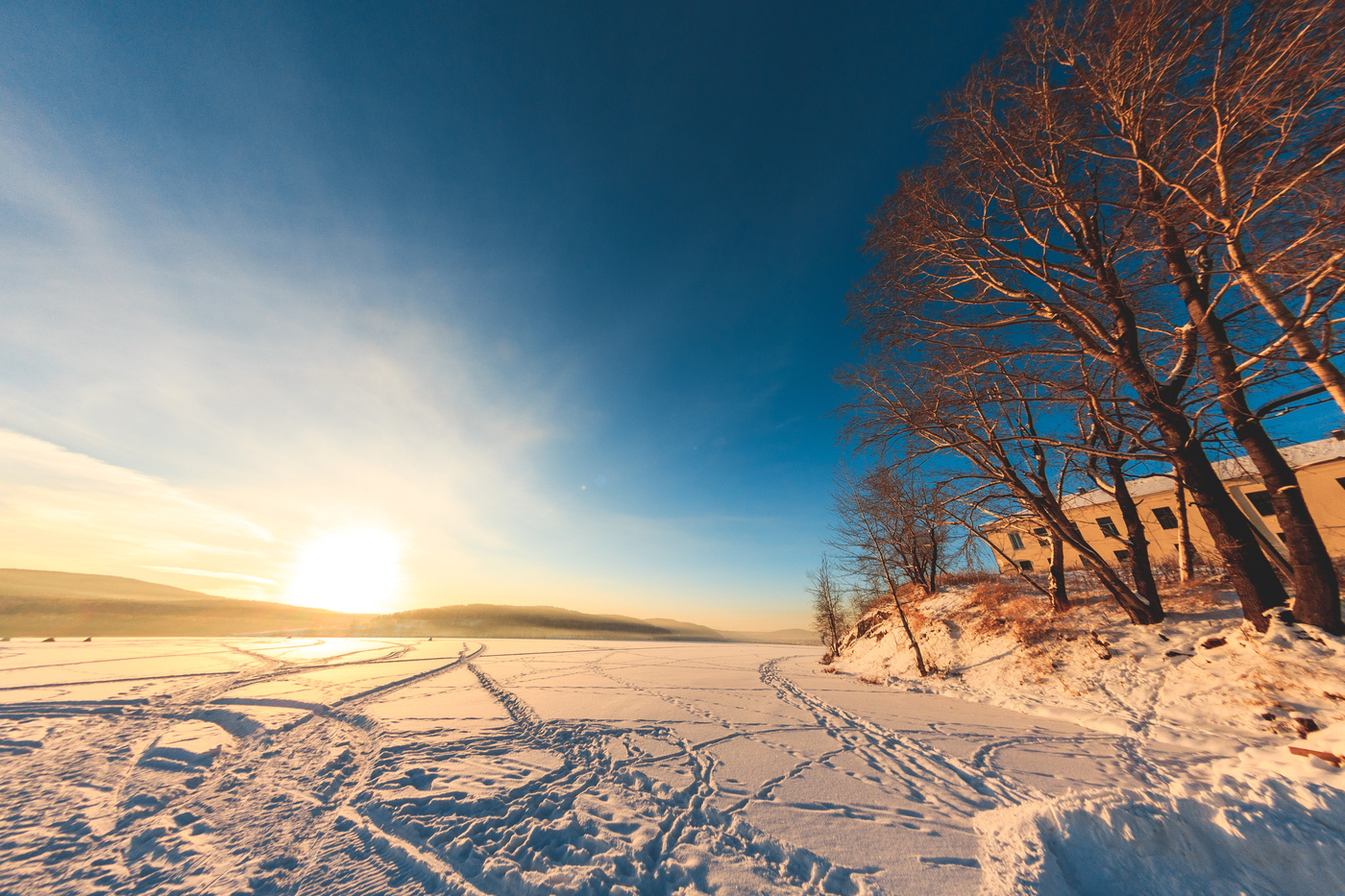 Мороз и Солнце